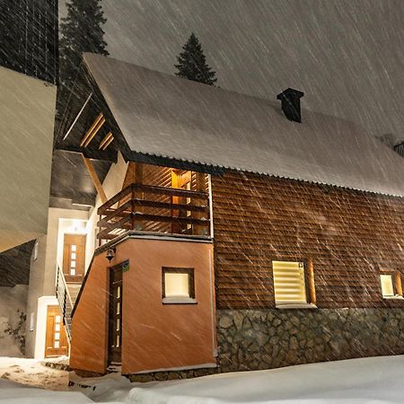Villa "Strahinja Lux" ยาโฮรินา ภายนอก รูปภาพ