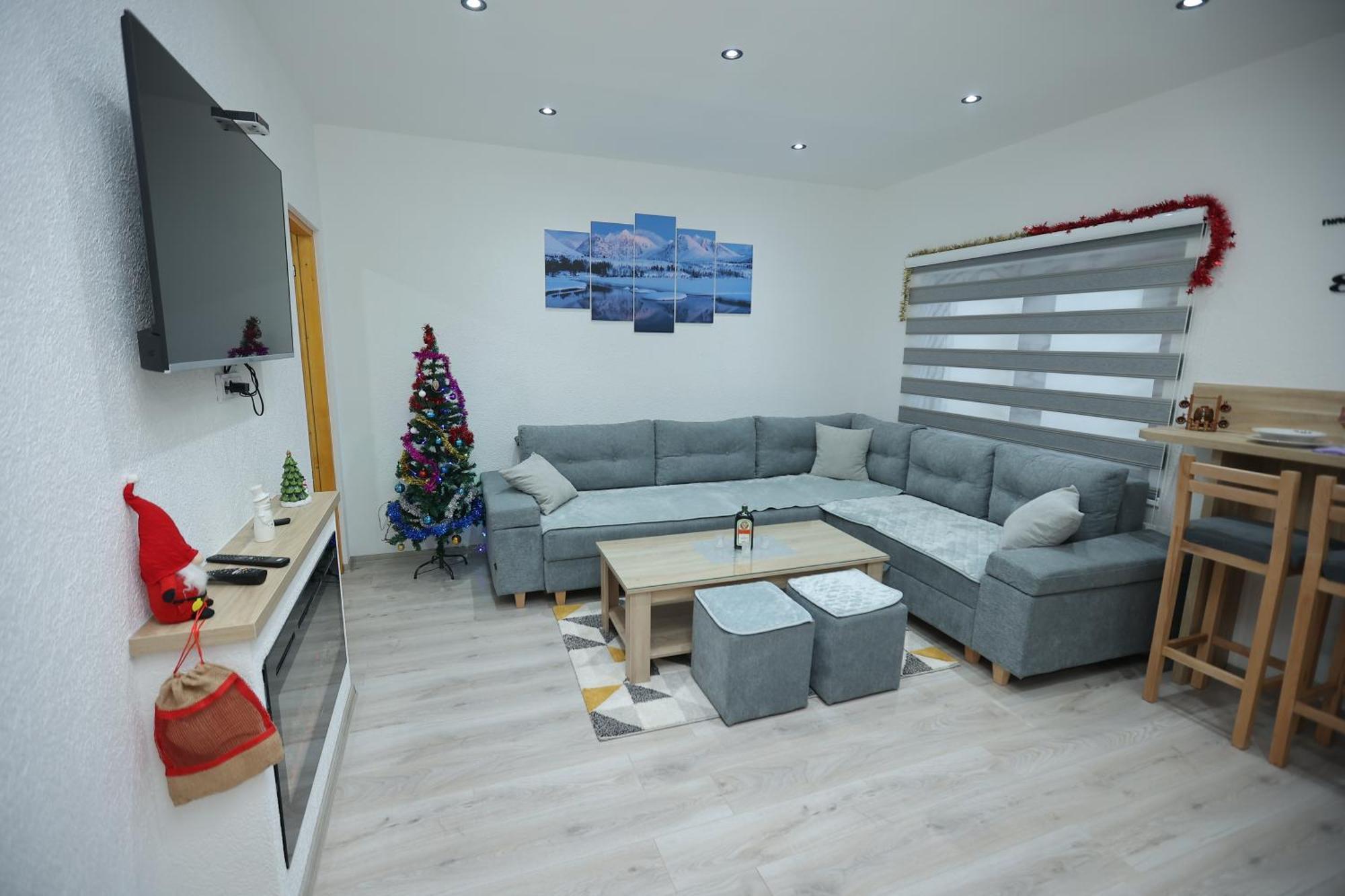 Villa "Strahinja Lux" ยาโฮรินา ภายนอก รูปภาพ