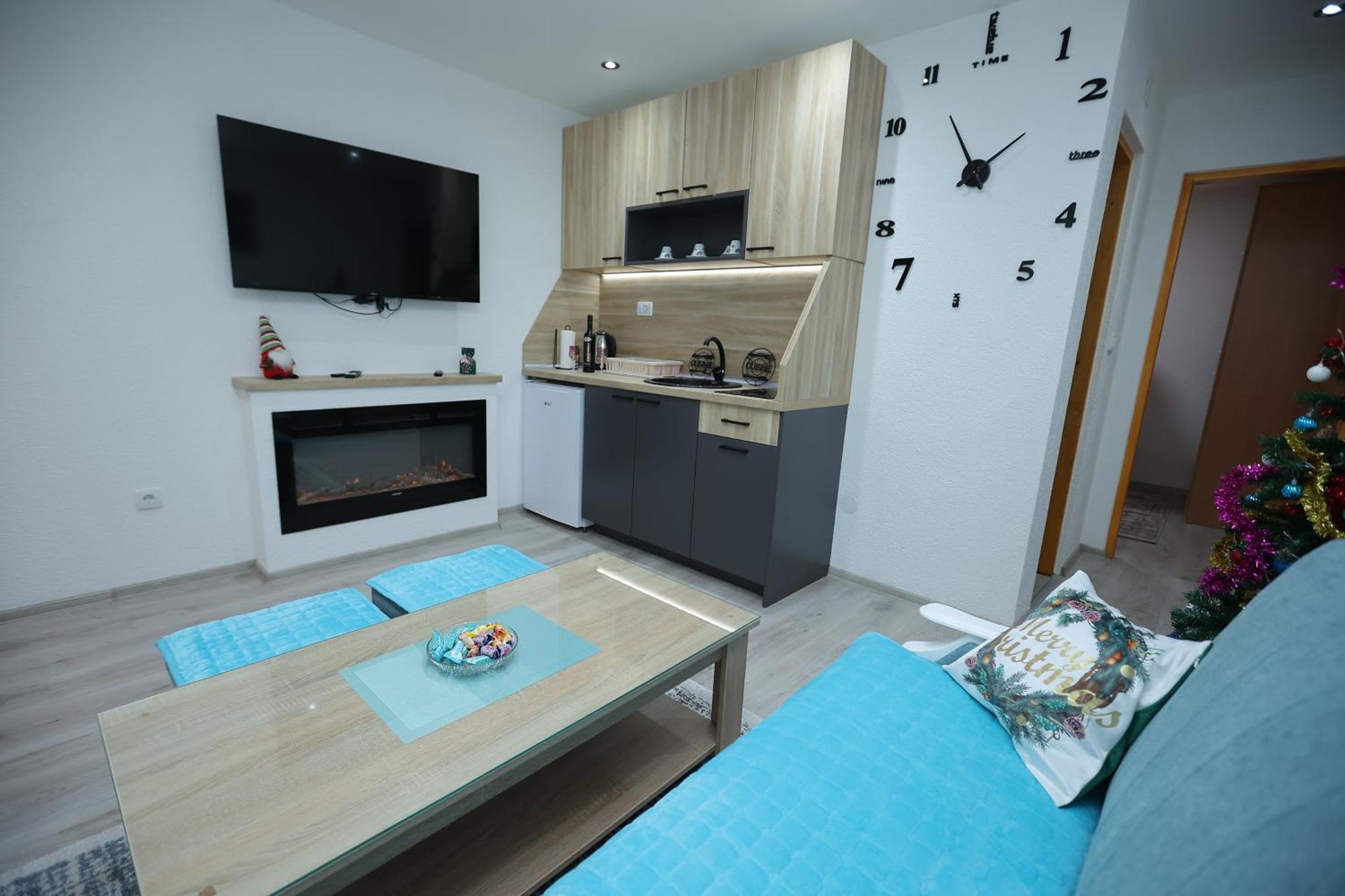 Villa "Strahinja Lux" ยาโฮรินา ภายนอก รูปภาพ