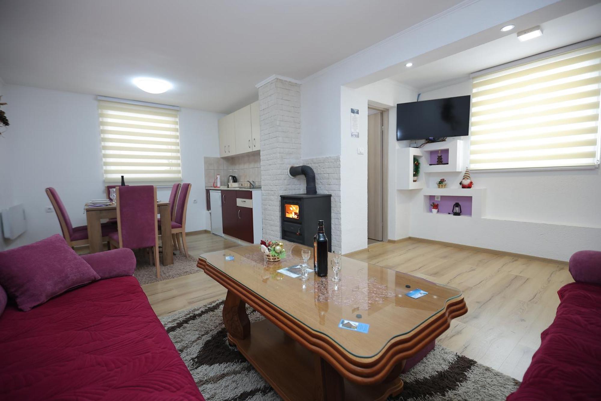 Villa "Strahinja Lux" ยาโฮรินา ภายนอก รูปภาพ