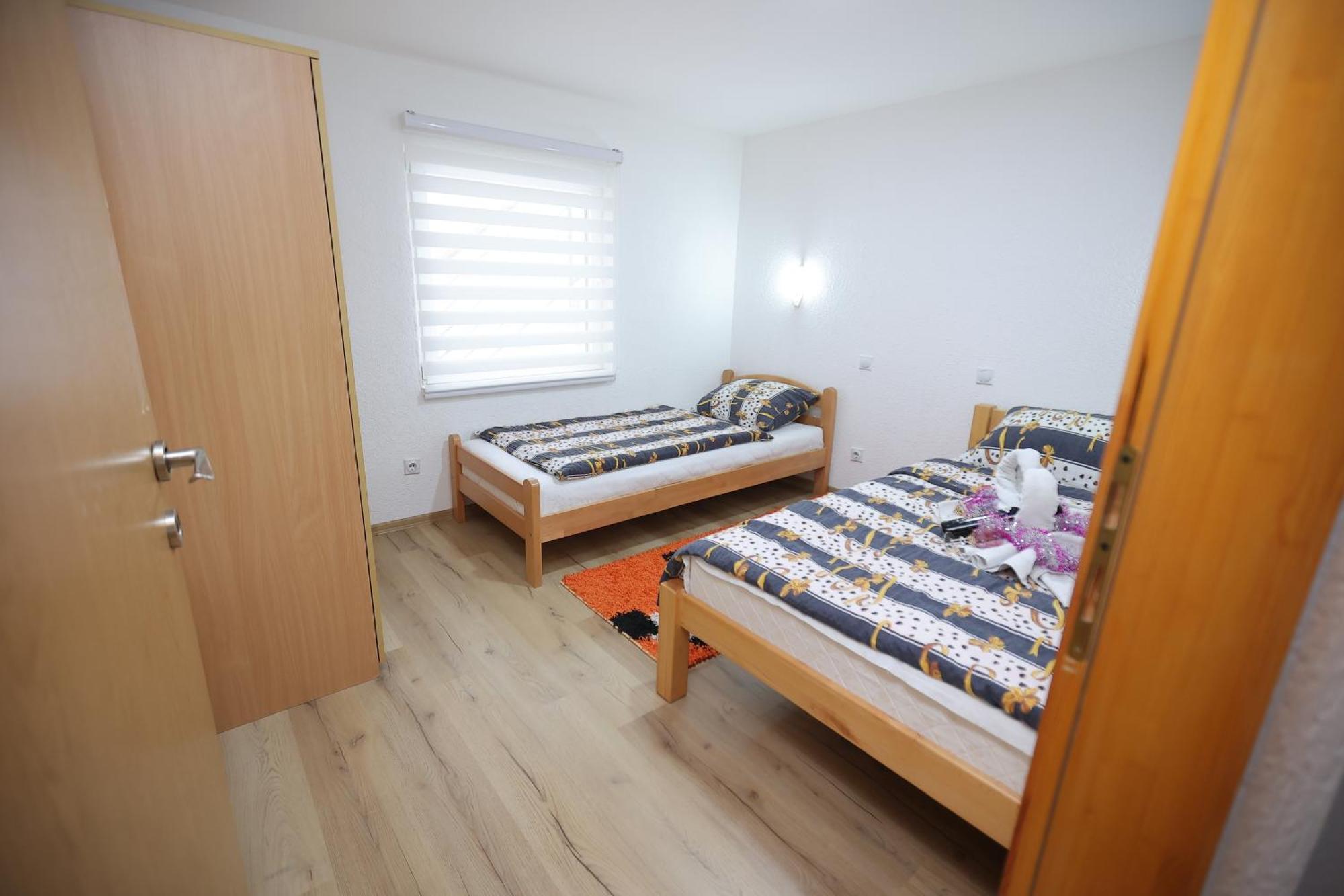 Villa "Strahinja Lux" ยาโฮรินา ภายนอก รูปภาพ
